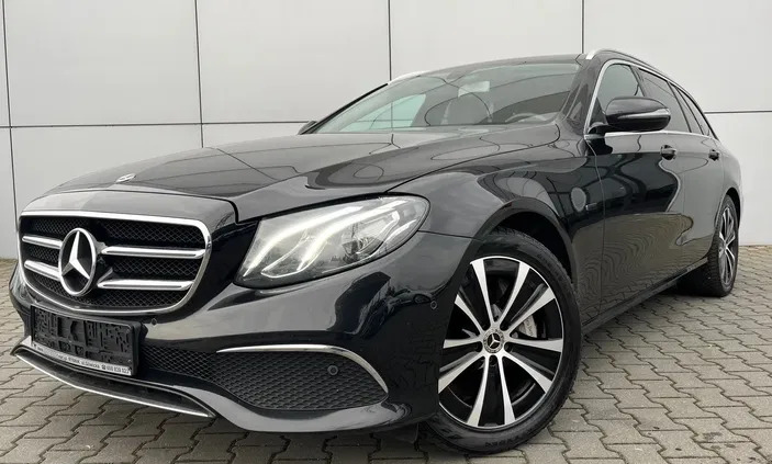 śląskie Mercedes-Benz Klasa E cena 129899 przebieg: 186954, rok produkcji 2020 z Rybnik